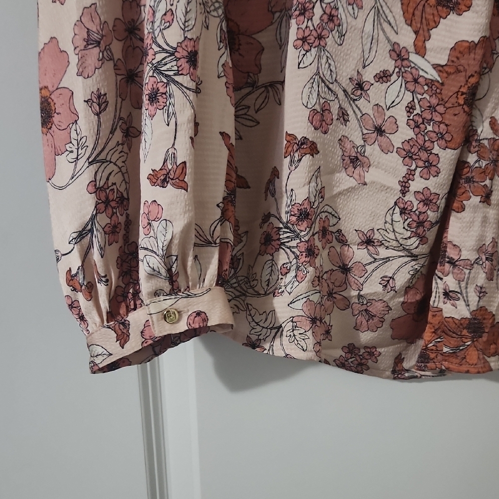 Liz Claiborne Floral Blouse - Size 1X - Picture 2 of 8